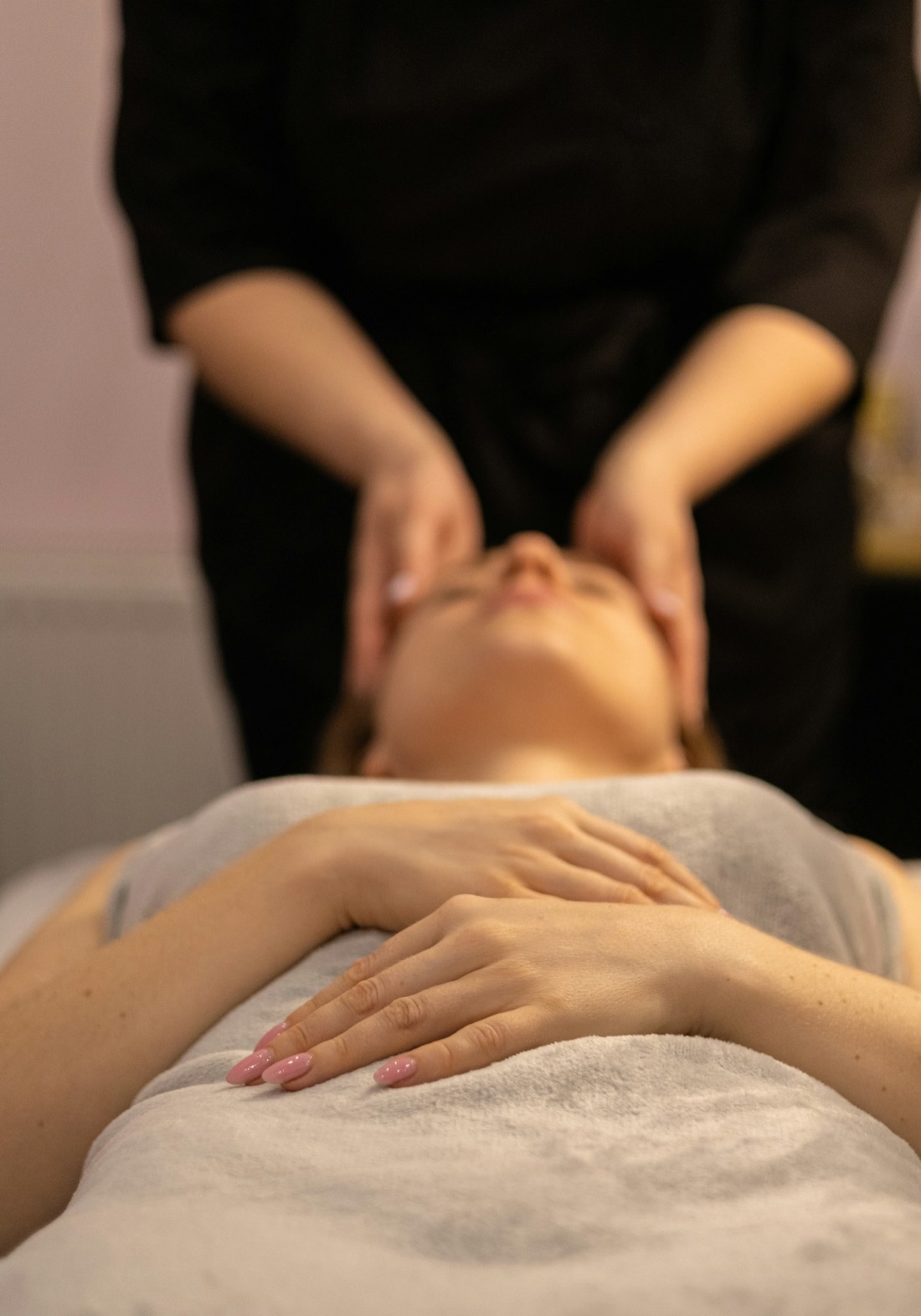 Entspannende Massage im Inner Glow Studio